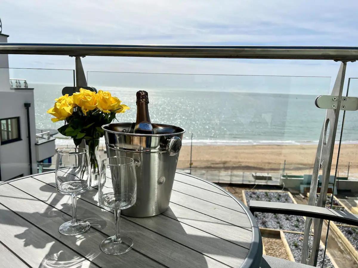 Sohot Stays Royal Sands Seaview Apt Free Parking Sleeps 4 Ramsgate Exteriér fotografie