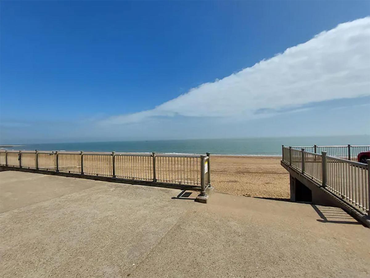 Sohot Stays Royal Sands Seaview Apt Free Parking Sleeps 4 Ramsgate Exteriér fotografie